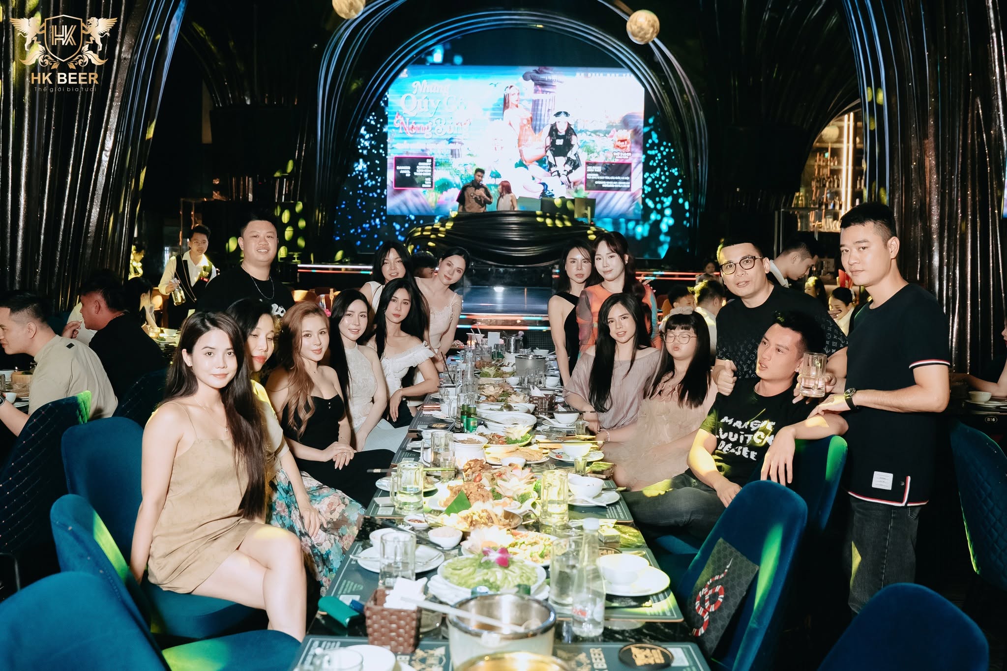 Vì sao HK Beer Duy Tân là điểm hẹn nightlife không thể bỏ lỡ?