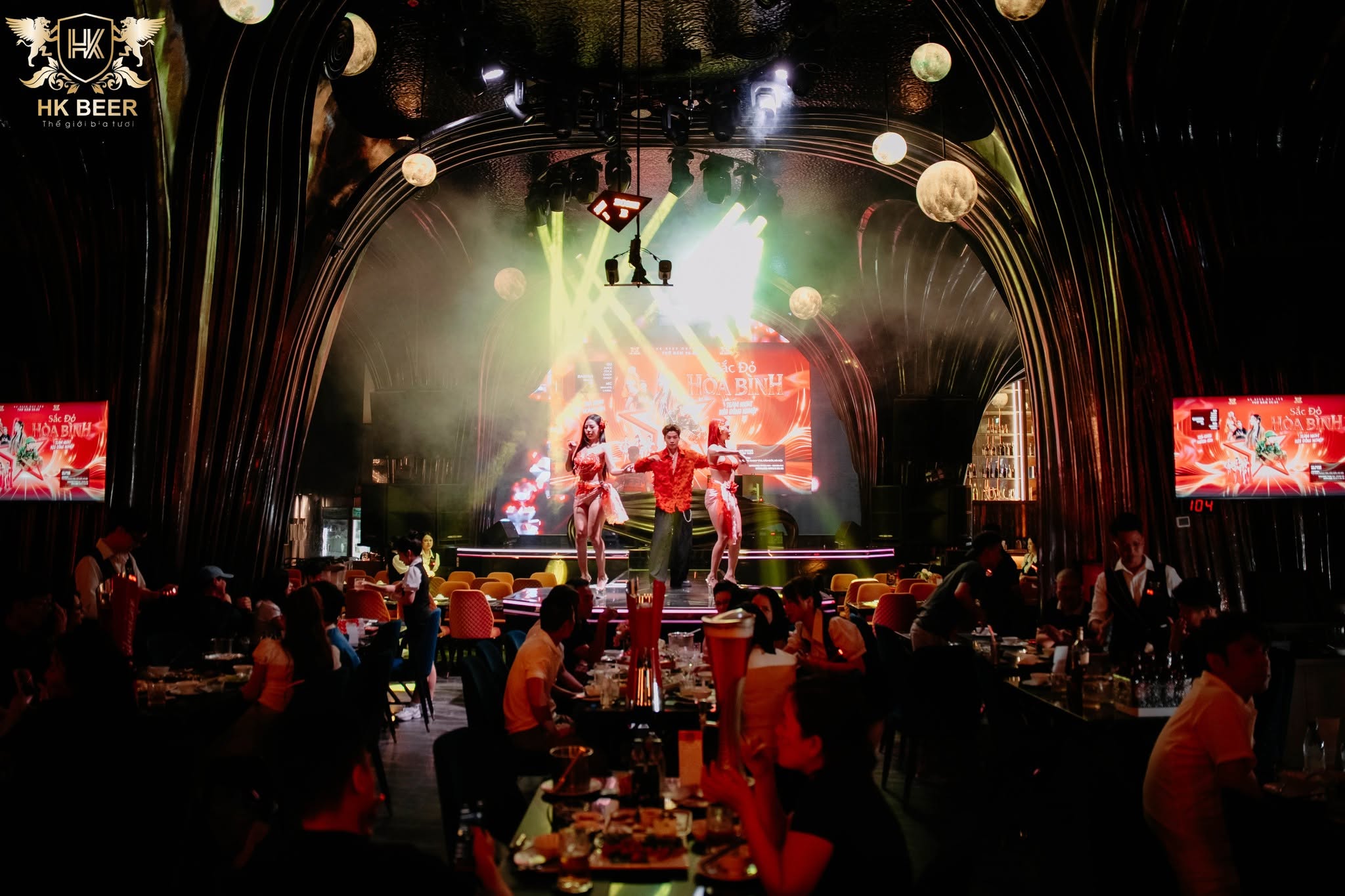 Thiên đường nightlife đang khiến Hà Thành phát cuồng